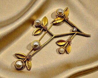 Vintage RC MMA goudkleurige nepparel botanische brochespeld, elegant statementstuk