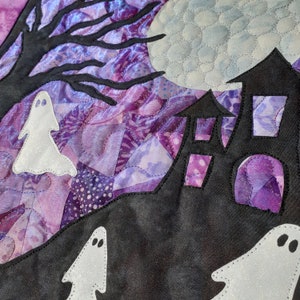 Haunted Ghost WN2507039CL Quilted Valance main image 1