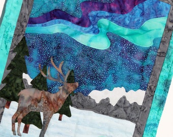 Large Northern Lights Reindeer  Quilted Wall Hanging / Art Quilt Kit by PingWynny