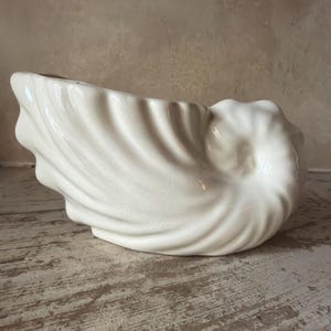 Vintage MCM White Ceramic Seashell Planter - Mid Century Nautilus Conch Shell Vase Bowl Signed USA Art Pottery - Coastal Hollywood Regency