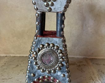 Vintage Arabian Wooden Mabkhara (Incense Burner) – Traditional Najdi Folk Art