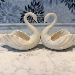 Porcelain Swan Pair - Etsy