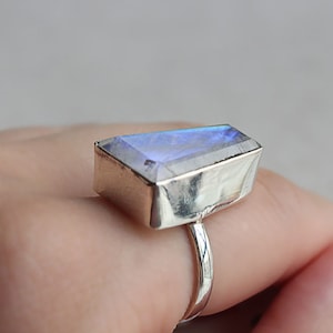 Geometric Rainbow Moonstone Ring, Natural untreated rainbow moonstone Ring, Statement Gemstone Ring
