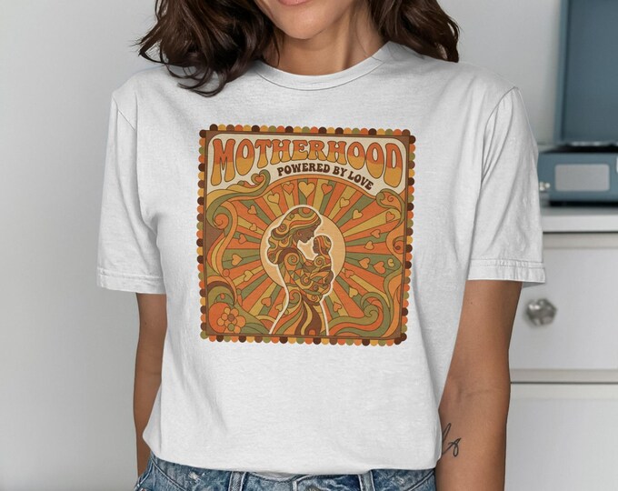 Retro Motherhood Powered By Love T-Shirt, Groovy 70s Mama Tee, Boho Expecting Apparel