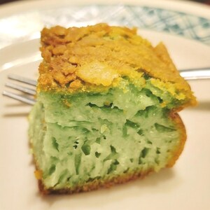 Pandan Honeycomb Cake (Banh Bo Nuong) image 2