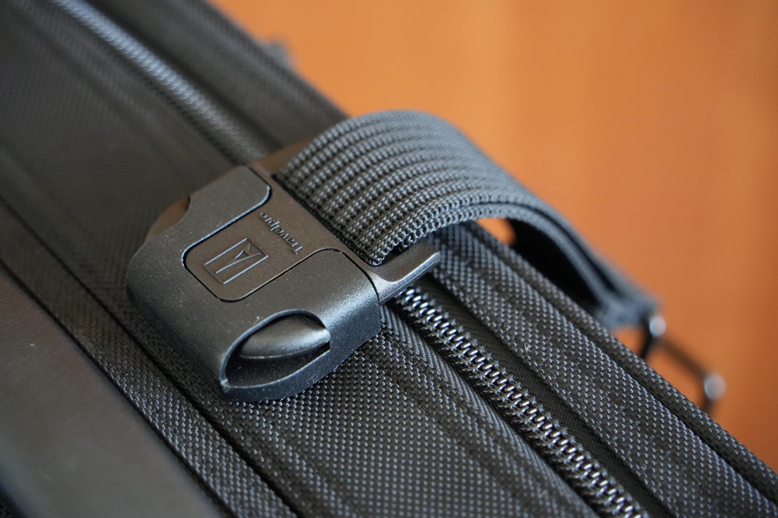 Briggs & Riley to Travelpro Luggage Strap Adapter