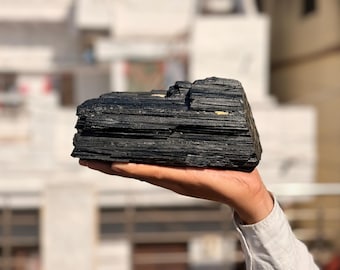 Ruw zwart toermalijnkristal, grote toermalijn natuurlijke Schorl-steen voor EMV-bescherming, exemplaar voor ruwe genezing, thuisanker