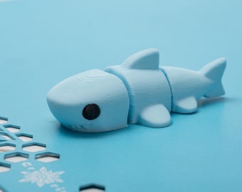 3D printed Mini Shark Articulated glow in the dark