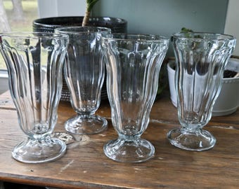 Vintage Anchor Hocking Clear Sundae/Milkshake/Soda Fountain Glasses- set of 4 - 6.75"T