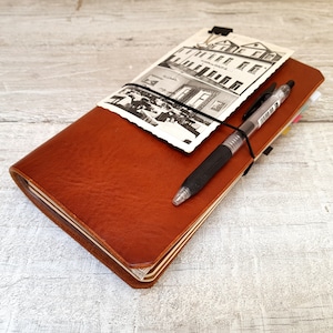 Handmade Leather Travelers Notebook Cover: Refillable Journal, Free Personalisation