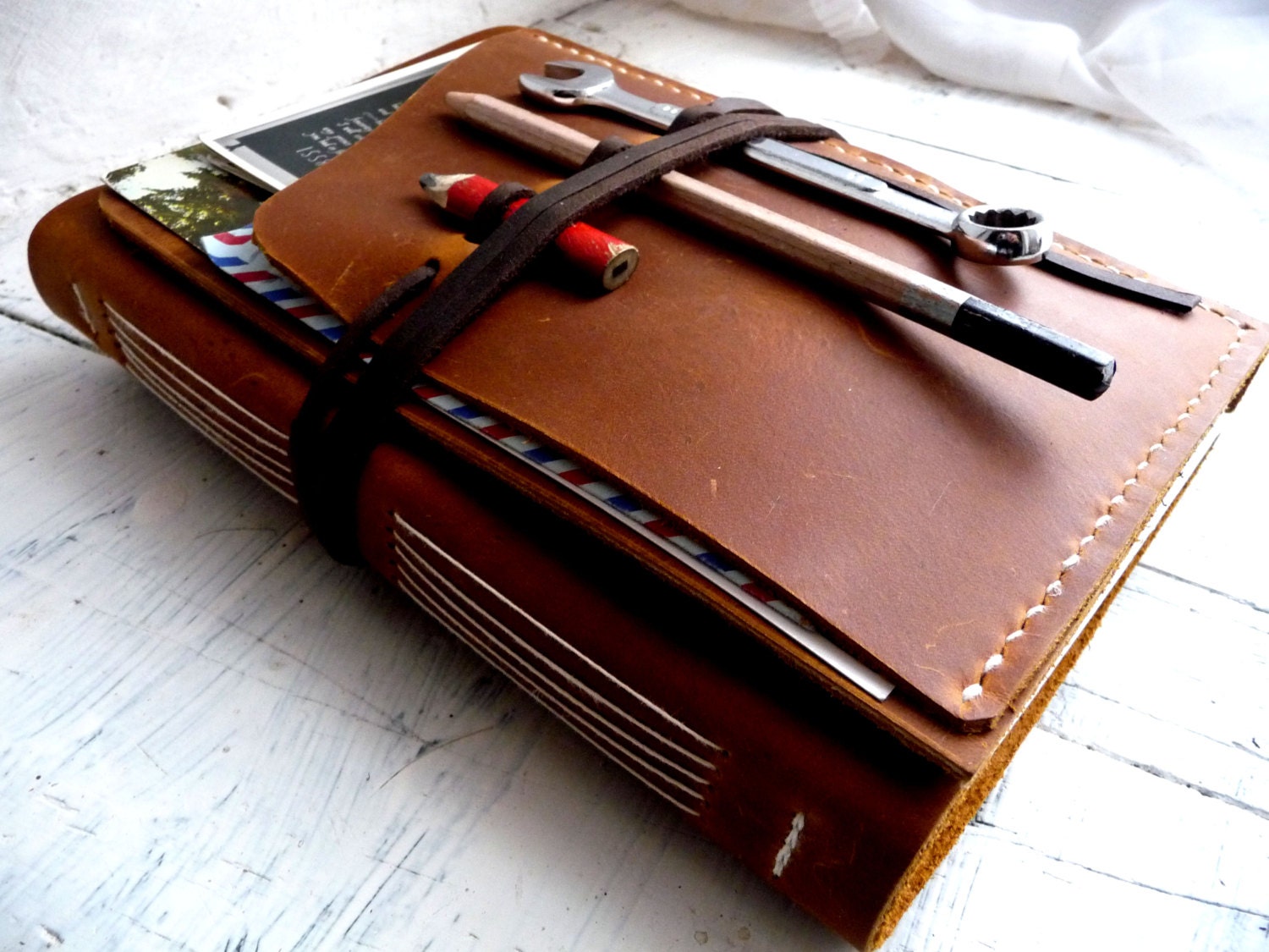 leather travel journal with pockets