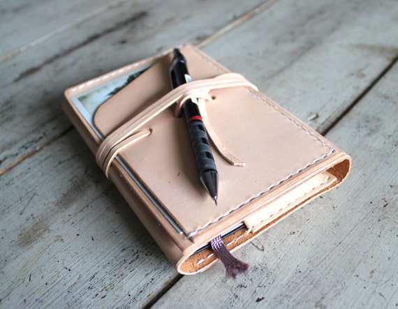 Pocket moleskine cover. Veg tan leather. Travel accessories. Notebook cover. Moleskine organizer