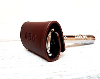 Handmade Leather Safety Razor Case: Personalized Shaving Sheath