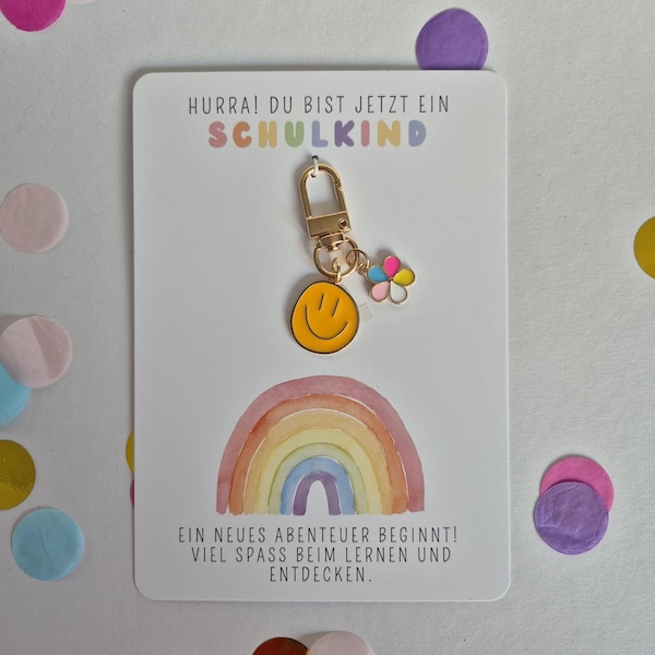 Back-to-school gift / Gift for schoolchild / Greeting card / Smiley face keychain with flower / Encouragement / Good luck charm