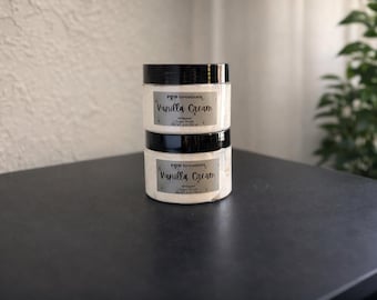 Exfoliante corporal batido con crema de vainilla