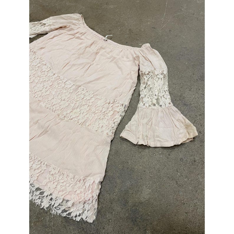 Free People Lace Dress Womens XS Pink Off Shoulder Boho Short Mini Bell Sleeve image 3