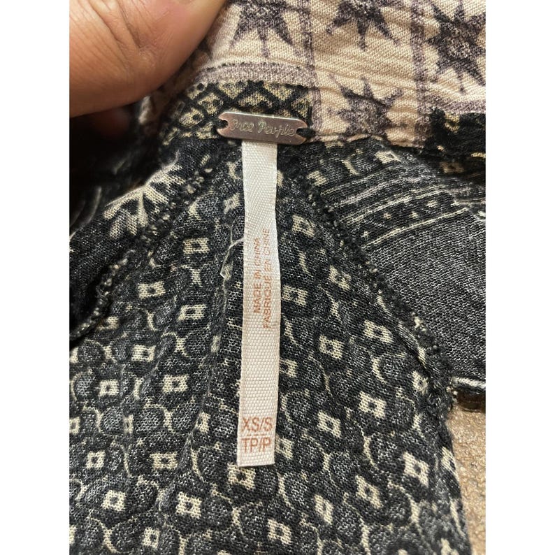 Free People 着物ジャケット レディース XS/S ブラック パッチワーク ボヘミアン オープンフロント 画像 4
