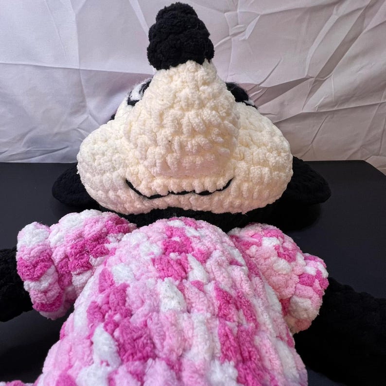 Peluche grande de Minnie Mouse de 25" de chenilla gruesa rosa para niños, hecho a mano imagen 6