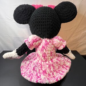 Peluche grande de Minnie Mouse de 25" de chenilla gruesa rosa para niños, hecho a mano imagen 4