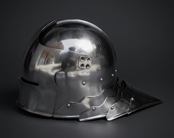 Handgemaakte stalen Duitse sallethelm, gotische ridderpantser, LARP-cosplay krijgerhelm