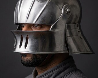 Stalen close-sallethelm, gotisch ridderpantser, LARP-cosplayhelm