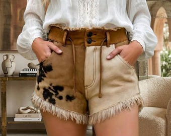 Handgefertigte Shorts aus Rindsleder mit Hoher Taille Western Fransen Design für Rodeo Events und Festival Wear
