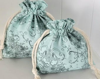 Bolsa con cordón y estampado floral verde / Organizador de viaje / Bolsa de algodón hecha a mano