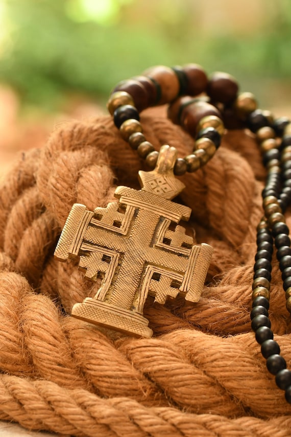 Handmade Christian Cross Beads Necklace Wooden Cross Necklace - China Hot  Selling and Religious Jewelry price