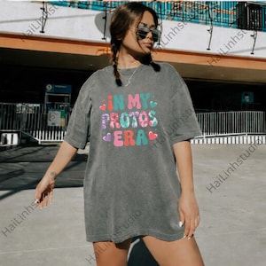 Paquete de más de 40 Protos House of Success (Png), Regreso a clases (Png), Camiseta de animadoras universitarias, Casa azul claro (Png), Oso Protos (Png), Fútbol (Png)