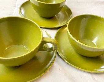 Vintage Dallas Ware Melamine Stackable Cups And Saucers set of 3