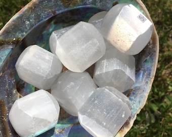 Selenite crystal, metaphysical, healing crystals, home decor, wedding decor, bridesmaid gift, angel