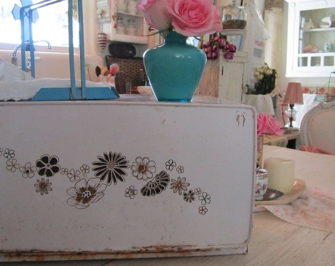 Vintage White Tin Bread Box Shabby Chic Cottage Chic Rusty Etsy