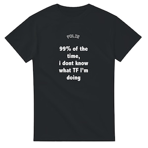 Camiseta com estampa divertida e código QR (Rickroll) para uso casual no dia a dia.