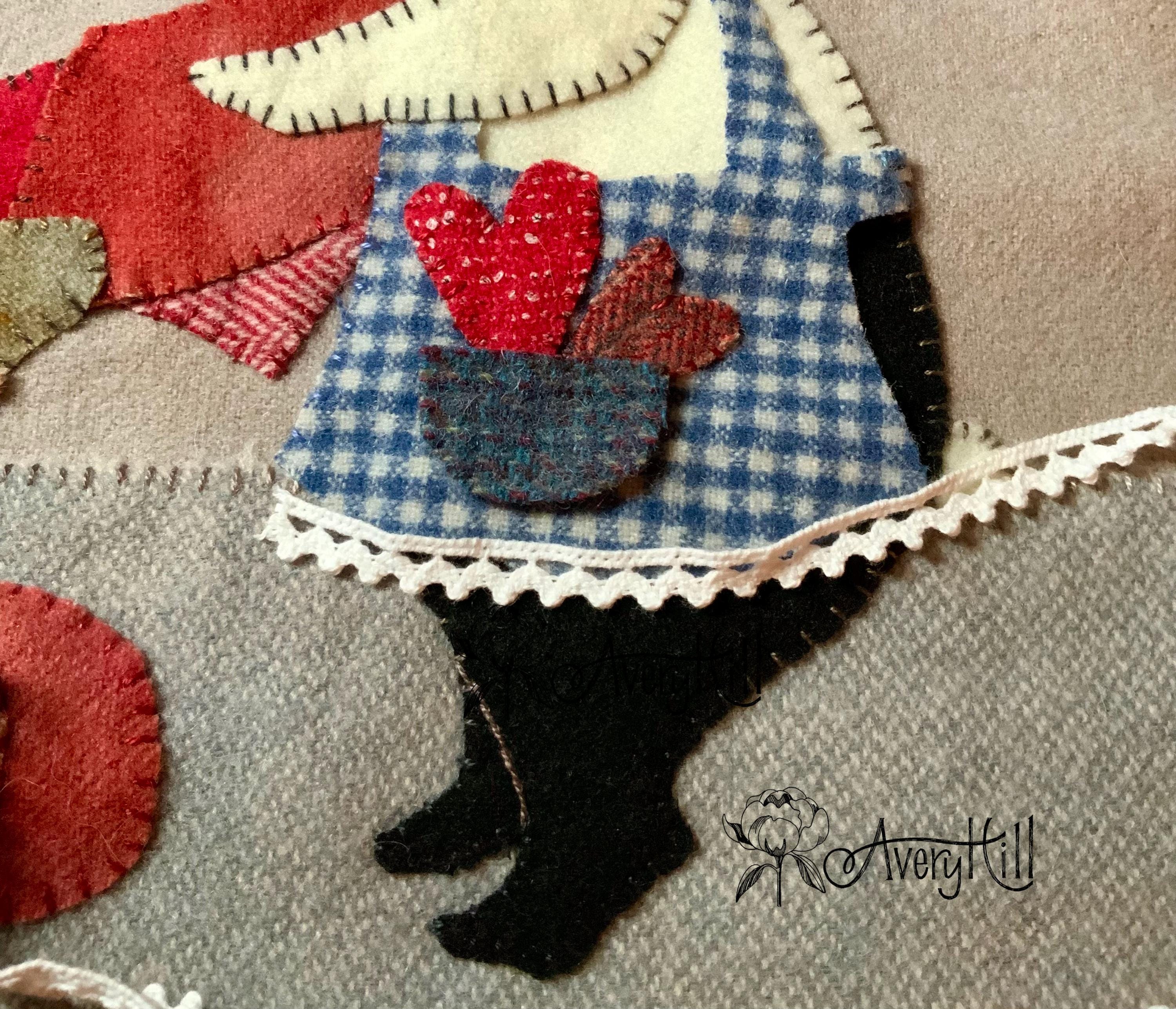 Stitching Rabbit Pinning up the Pattern Wool Appliqué Embroidery ...