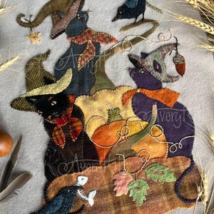 黒猫のトリプルスタックウールアップリケ刺繍 デジタルダウンロードPDFパターン ハンドメイド ミシェルパーマー 秋のカボチャ ハロウィン 秋の収穫