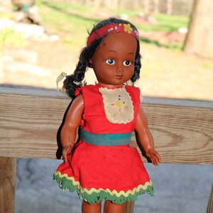 Vintage American Indian Doll Braided Hair and what appears to be Hand Made Felt Clothes Toys Dolls Collectibles  Shoes marked Hong Kong