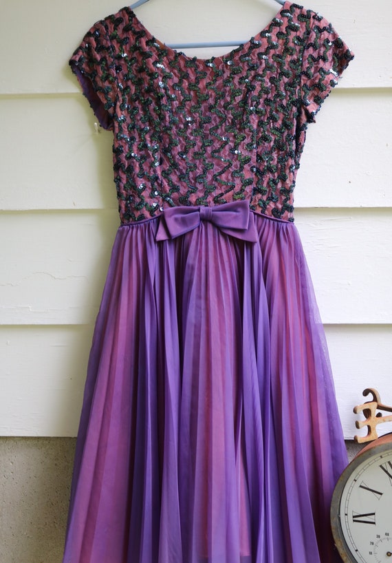 XS S 60's Purple DRESS with Blue Sequins Accordio… - image 1