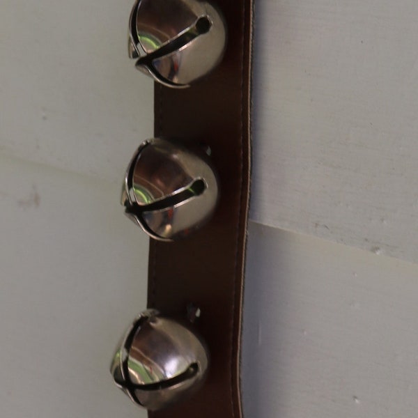 60s 70s Dark Brown Vinyl 5 SLEIGH BELLS Hanging in Silvertone METAL