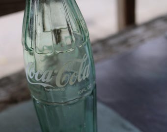 PERU 60s Hobble Skirt COCA-COLA Coke Green Glass Bottle Peru Illinois Collectible    S