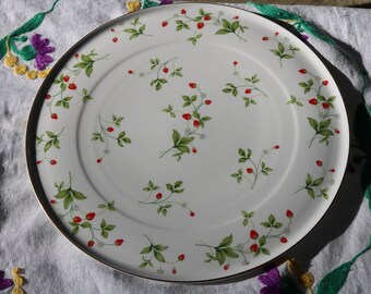 90s Strawberry Field CAKE PLATE by Christopher Stuart 13" Bone China