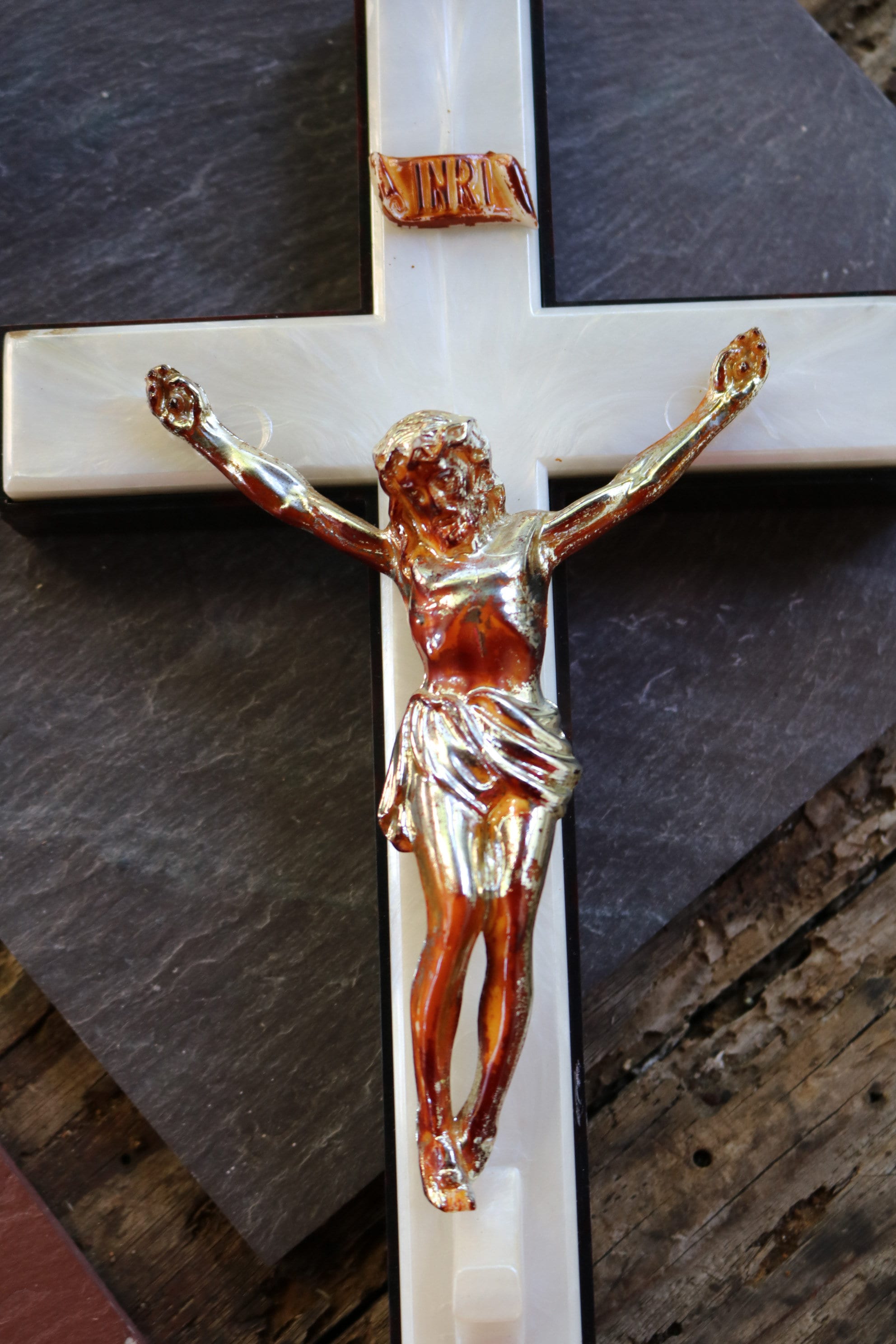 Unique CRUCIFIXTION Cross is Brown and White Jesus Has a Brown and