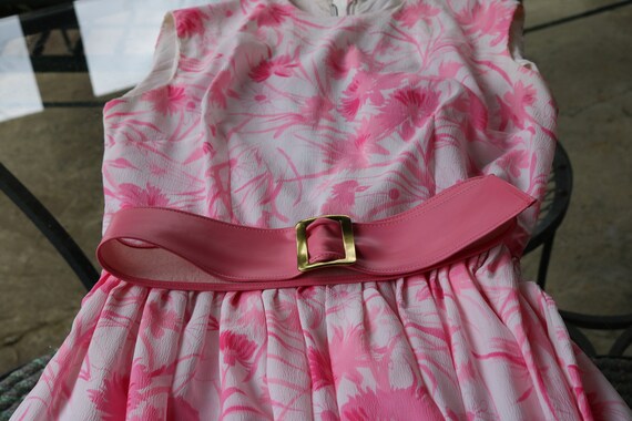 Pink vinyl pleated skirt 2025