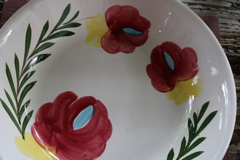 70s Ceramic Handmade SERVING BOWL White with Ferns and Floral