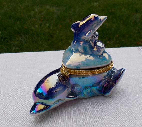Unusual Vintage Souvenir IRIDESCENT BLUE PORPOISE  Jewelry Box marked Naples Fl. Nautical Ceramic