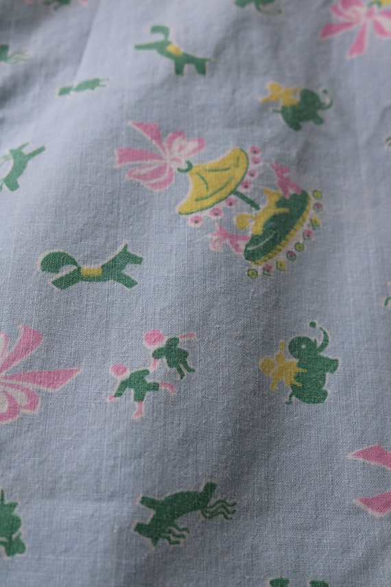 40s Cotton BABY SMOCK for Feeding or Play Elephan… - image 8