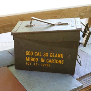 Vintage military box - Etsy 日本