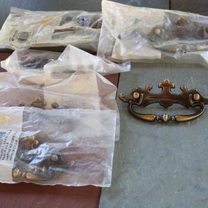 Set of SIX 60s Antiqued Brass Drawer PULLS Batwing Chippendale Design with Fixed Bails by Amerock BP152-AE