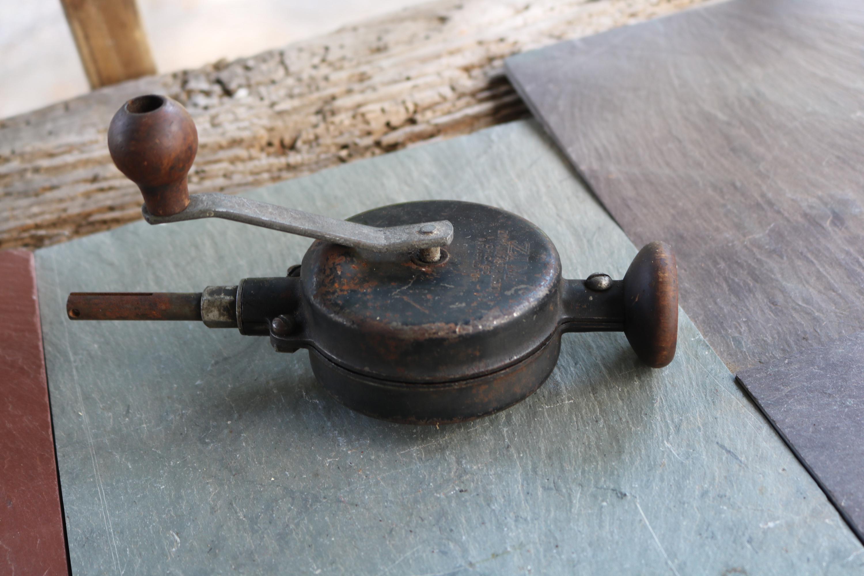 20s ZIM Manufacturing MECHANICS AUTOMOBILE Hand Crank Valve