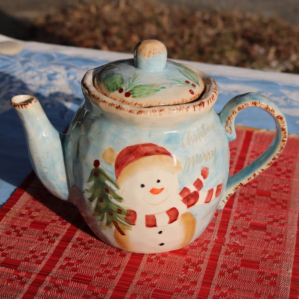 Vintage Merry Christmas SNOWMAN TEAPOT Cottagecore Evergreens 8 Cup Large Ceramic