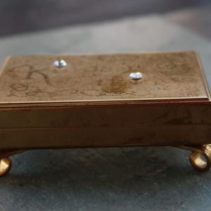 MCM Guldfärgad metall smyckeskrin RINGS 'n THINGS strass gångjärnsförsedd S